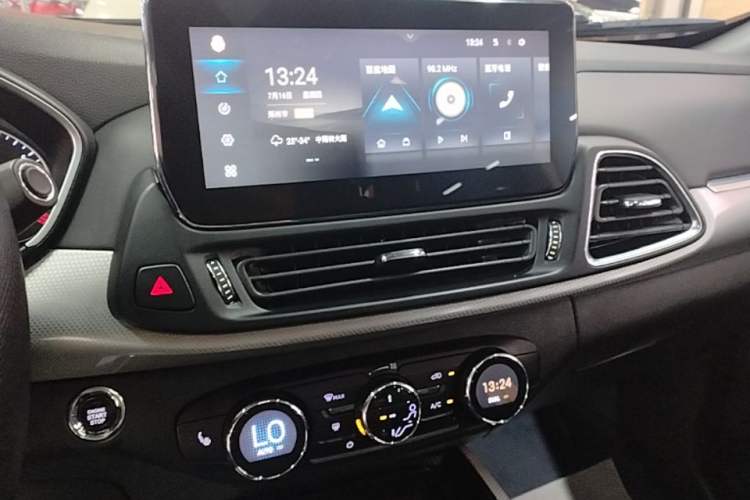 Used EXEED TX 2020 1.6T Four-Wheel Drive Star Edition Audio And AC Panel