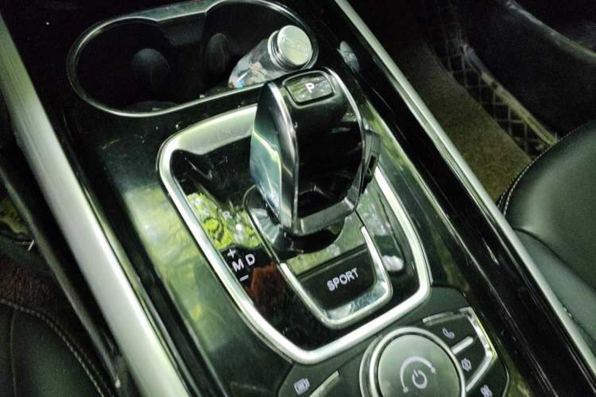 Used EXEED TX 2020 1.6T Two-Wheel Drive Star Edition Gear Lever
