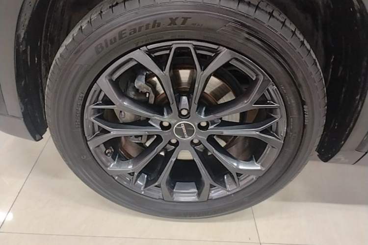 Used EXEED TX 2020 1.6T Four-Wheel Drive Star Edition Left Front Wheel Hub