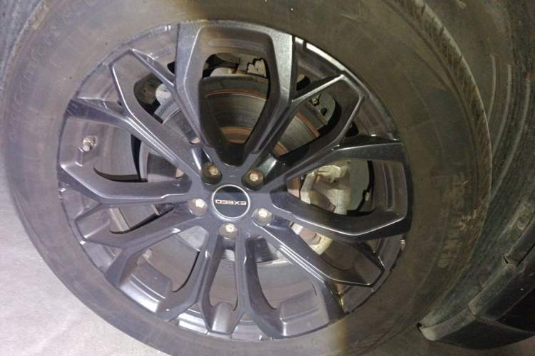 Used EXEED TX 2020 1.6T Two-Wheel Drive Star Edition Right Front Wheel Hub