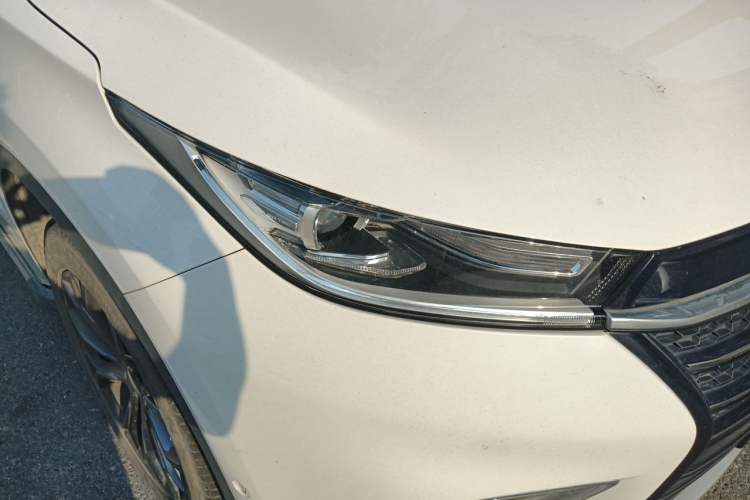 Used EXEED TX 2020 1.6T Four-Wheel Drive Star Edition Right Front Headlight