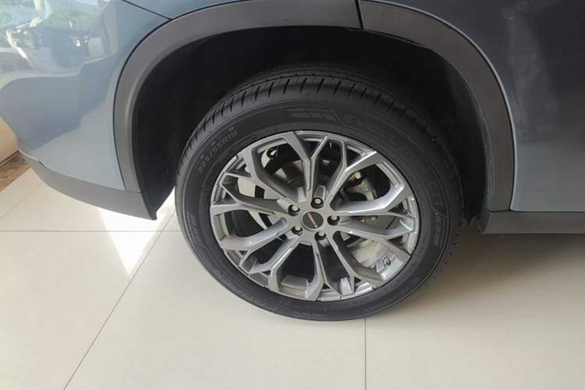 Used EXEED TX 2021 Classic Edition 1.6T Two-Wheel Drive Starry Version Right Rear Wheel Hub