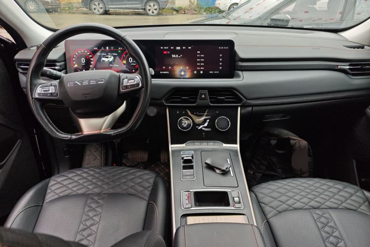 Used EXEED TX 2021 Super All-Wheel Drive Version 1.6T Four-Wheel Drive Super Power No. 2 Center Console