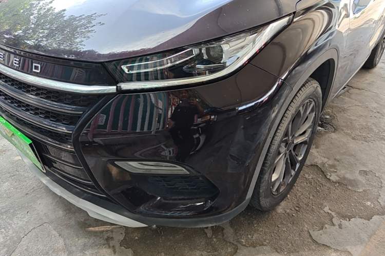 Used EXEED TX 2021 Classic Edition 1.6T Two-Wheel Drive Starry Version Left Front Headlight