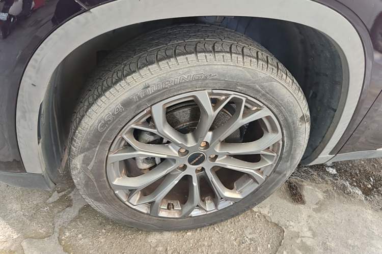 Used EXEED TX 2021 Classic Edition 1.6T Two-Wheel Drive Starry Version Left Front Wheel Hub