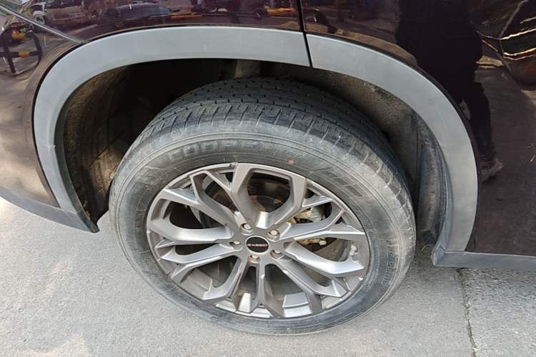 Used EXEED TX 2021 Classic Edition 1.6T Two-Wheel Drive Starry Version Right Rear Wheel Hub