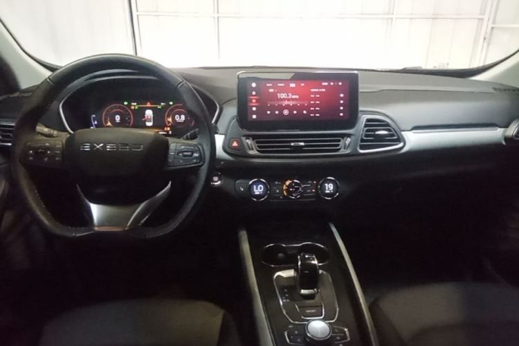 Used EXEED TX 2021 Classic Edition 1.6T Two-Wheel Drive Starry Version Center Console