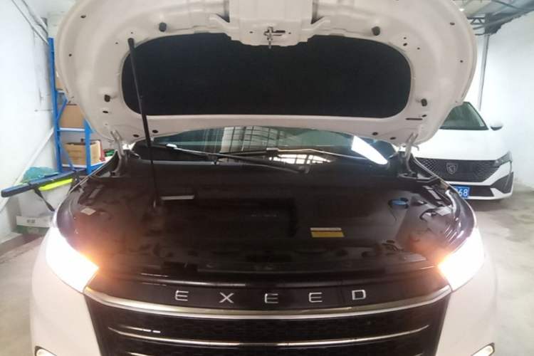 Used EXEED TX 2021 Classic Edition 1.6T Two-Wheel Drive Starry Version Engine Bay