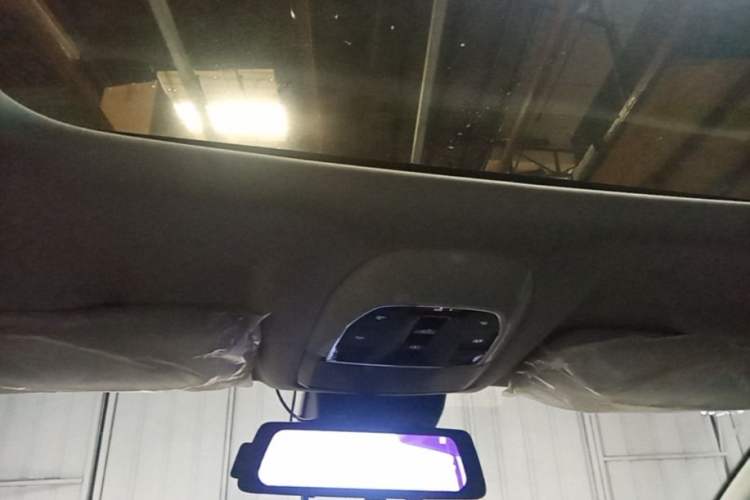 Used EXEED TX 2021 Classic Edition 1.6T Two-Wheel Drive Starry Version Headliner