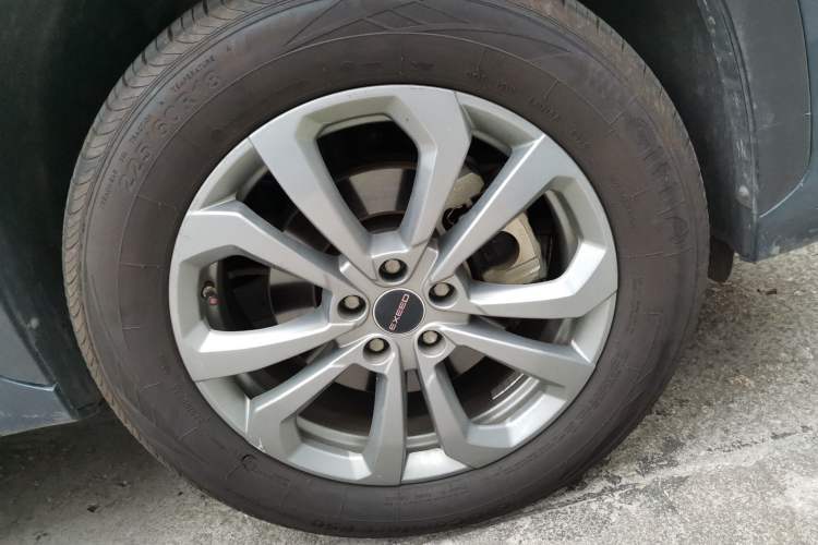 Used EXEED Zhuifeng 2020 Chasing the Waves Edition 1.5T CVT Xingrui Version Right Front Wheel Hub