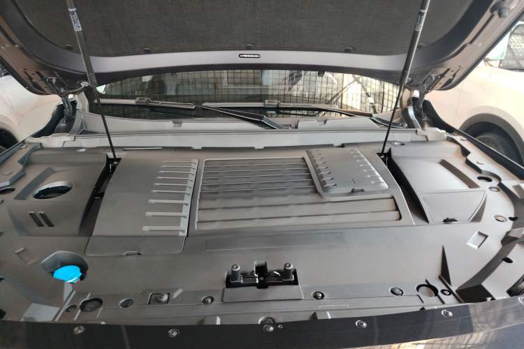 Used EXEED Zhuifeng 2024 1.5T CVT Swift Edition Engine Bay