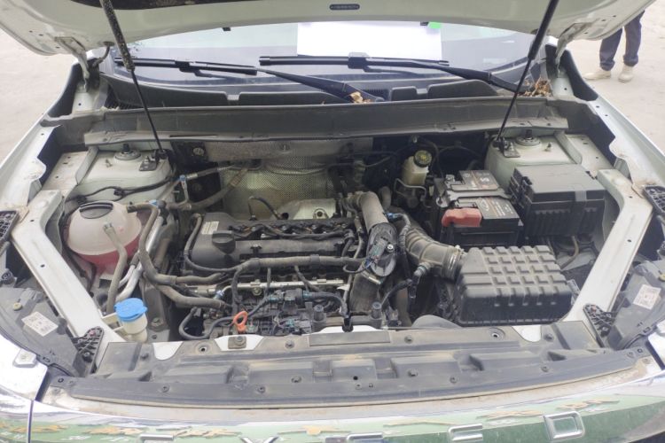 Used EXEED Zhuifeng 2022 Chasing the Waves Edition 1.5T CVT Good Things Peanut Edition Engine Bay
