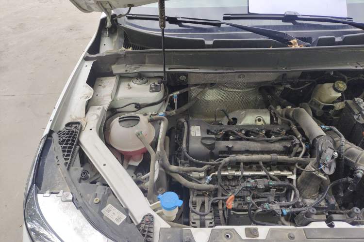 Used EXEED Zhuifeng 2022 Chasing the Waves Edition 1.5T CVT Good Things Peanut Edition Engine Bay Right