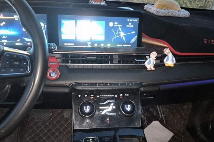 Used EXEED Zhuifeng 2019 1.6T DCT StarRui Edition Audio And AC Panel