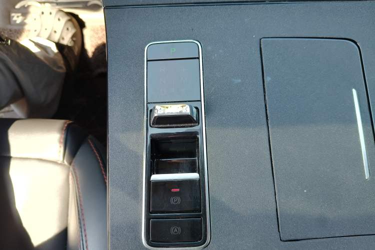 Used EXEED Zhuifeng 2019 1.6T DCT Starry Edition Gear Lever