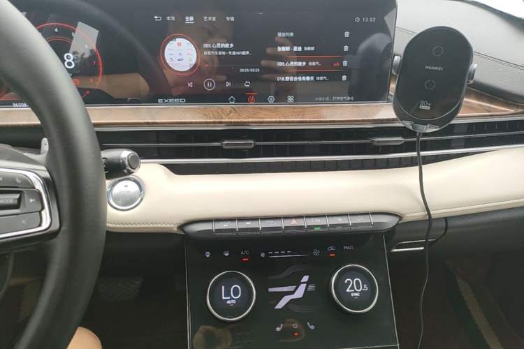 Used EXEED Zhuifeng 2019 1.6T DCT Star Prestige Edition Audio And AC Panel