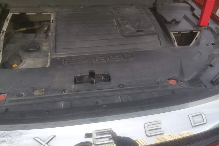 Used EXEED Zhuifeng 2019 1.6T DCT Star Prestige Edition Engine Bay
