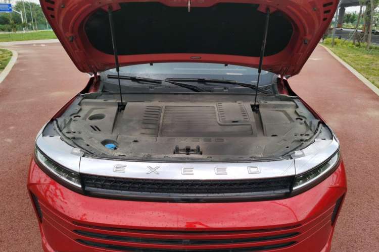 Used EXEED Zhuifeng 2019 1.6T DCT StarRui Edition Engine Bay