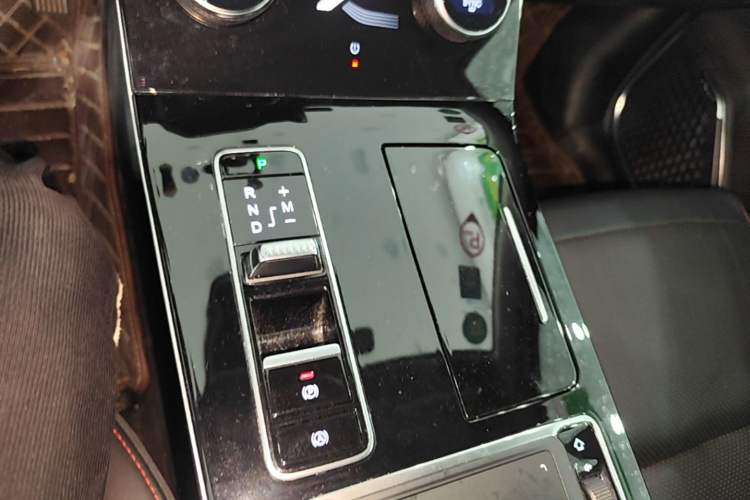 Used EXEED Zhuifeng 2019 1.6T DCT StarRui Edition Gear Lever