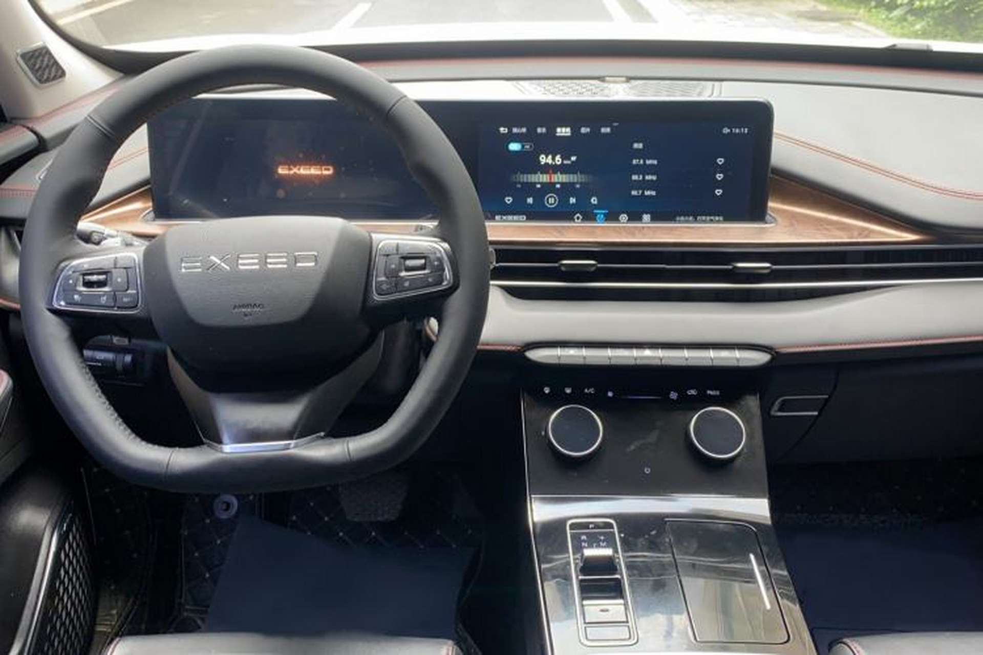 Used EXEED Zhuifeng 2019 1.6T DCT StarRui Edition Center Console
