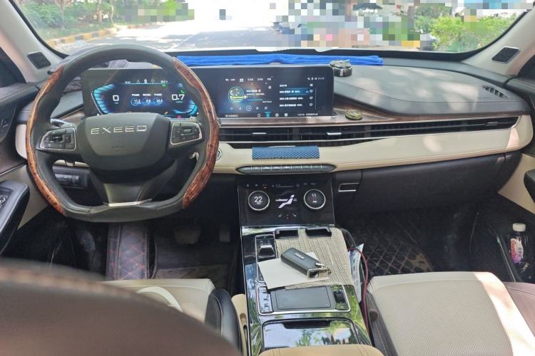 Used EXEED Zhuifeng 2019 1.6T DCT Star Prestige Edition Center Console