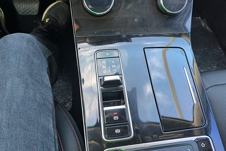 Used EXEED Zhuifeng 2019 1.6T DCT StarRui Edition Gear Lever