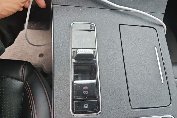 Used EXEED Zhuifeng 2019 1.6T DCT StarRui Edition Gear Lever