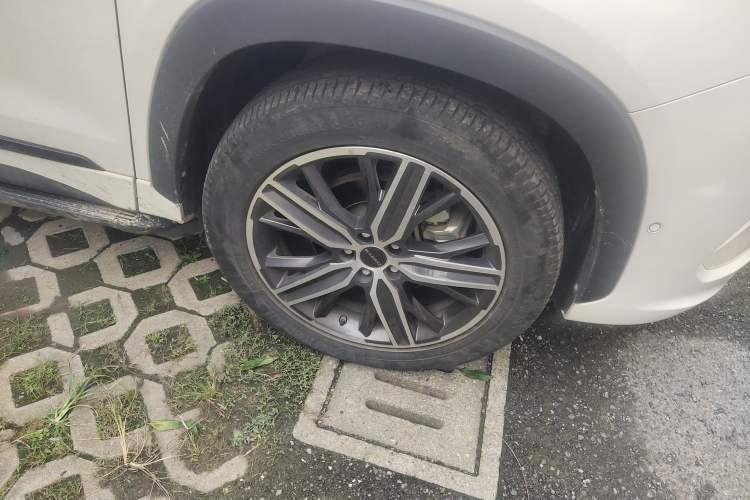 Used EXEED Zhuifeng 2019 1.6T DCT Star Prestige Edition Right Front Wheel Hub