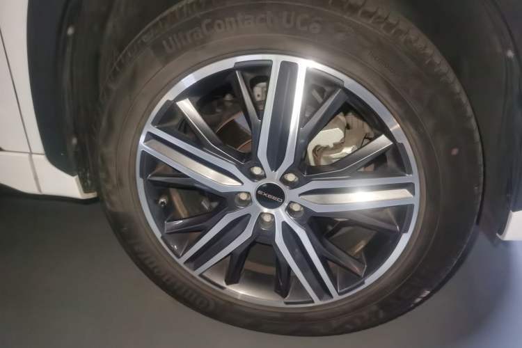 Used EXEED Zhuifeng 2019 1.6T DCT Star Prestige Edition Right Front Wheel Hub