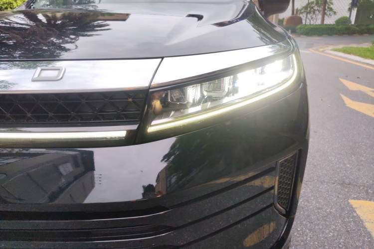 Used EXEED Zhuifeng 2020 Chasing the Waves Edition 1.5T CVT Xingrui Version Left Front Headlight