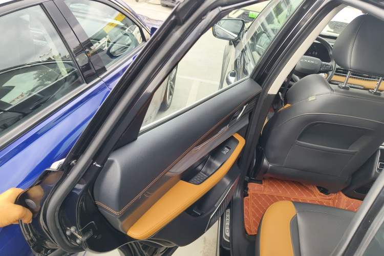 Used EXEED Zhuifeng 2020 Chasing the Waves Edition 1.5T CVT Xingrui Version Left Rear Door Interior