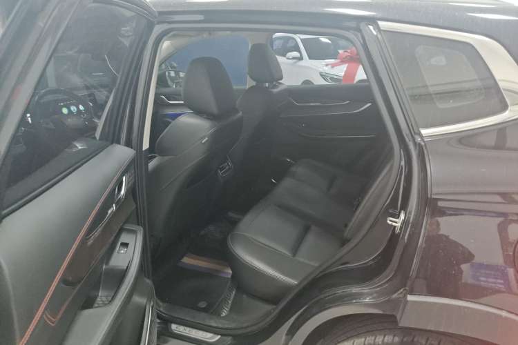 Used EXEED Zhuifeng 2020 Chasing the Waves Edition 1.5T CVT Xingrui Version Left Rear Seat
