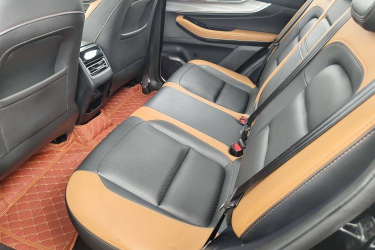 Used EXEED Zhuifeng 2020 Chasing the Waves Edition 1.5T CVT Xingrui Version Left Rear Seat