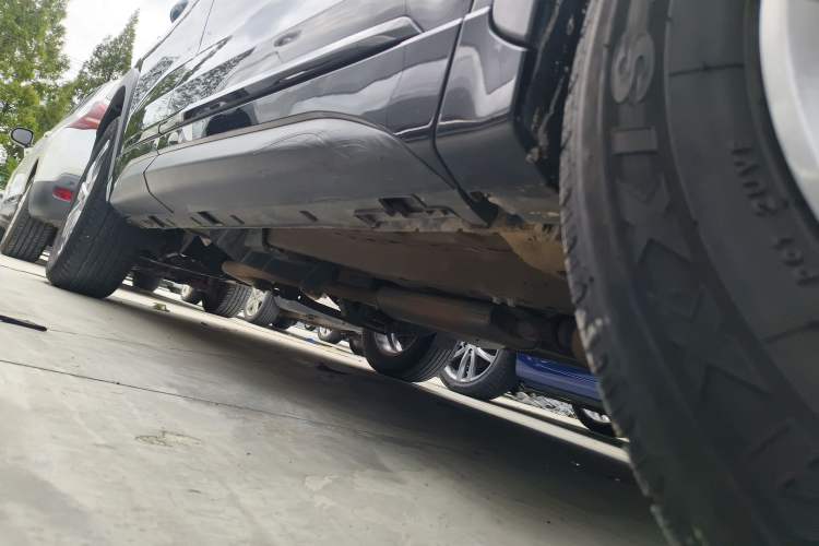 Used EXEED Zhuifeng 2020 Chasing the Waves Edition 1.5T CVT Xingrui Version Right Side Sill