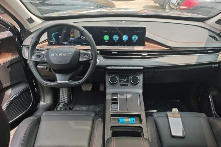 Used EXEED Zhuifeng 2020 Chasing the Waves Edition 1.5T CVT Xingrui Version Center Console
