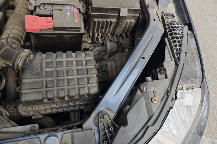 Used EXEED Zhuifeng 2020 Chasing the Waves Edition 1.5T CVT Xingrui Version Engine Bay Left