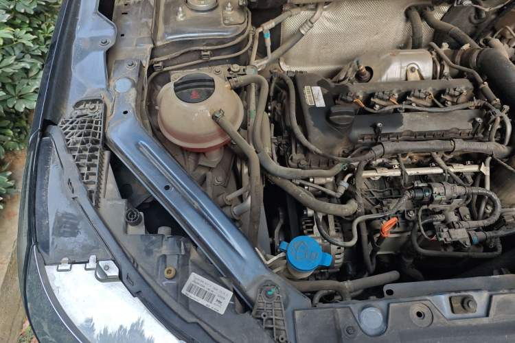Used EXEED Zhuifeng 2020 Chasing the Waves Edition 1.5T CVT Xingrui Version Engine Bay Right
