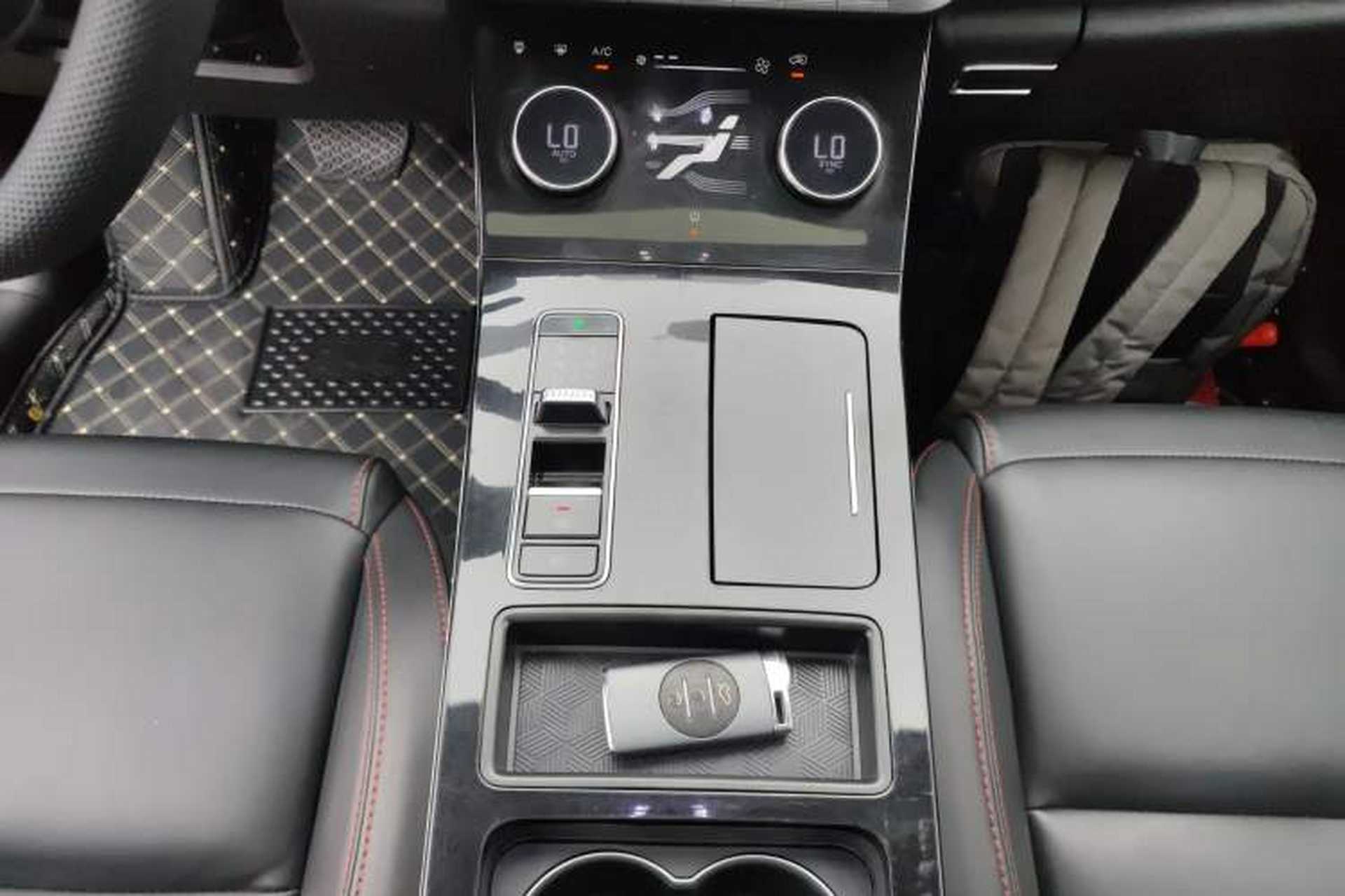 Used EXEED Zhuifeng 2020 Chasing the Waves Edition 1.5T CVT Starry Edition Gear Lever