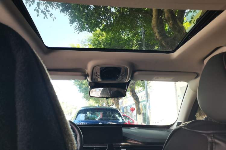 Used EXEED Zhuifeng 2020 Chasing the Waves Edition 1.5T CVT Xingrui Version Headliner