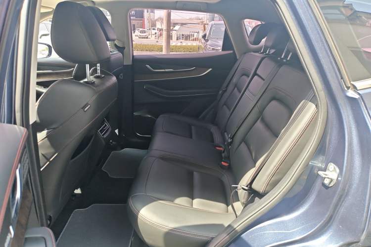 Used EXEED Zhuifeng 2020 Chasing the Waves Edition 1.5T CVT Xingrui Version Left Rear Seat