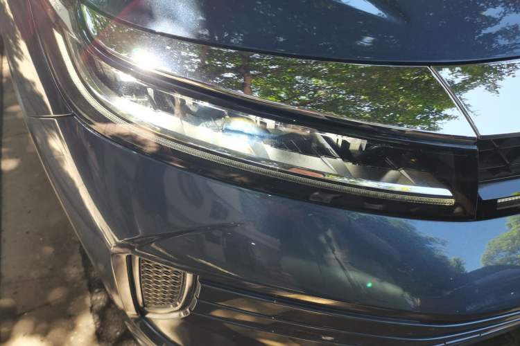 Used EXEED Zhuifeng 2020 Chasing the Waves Edition 1.5T CVT Xingrui Version Right Front Headlight