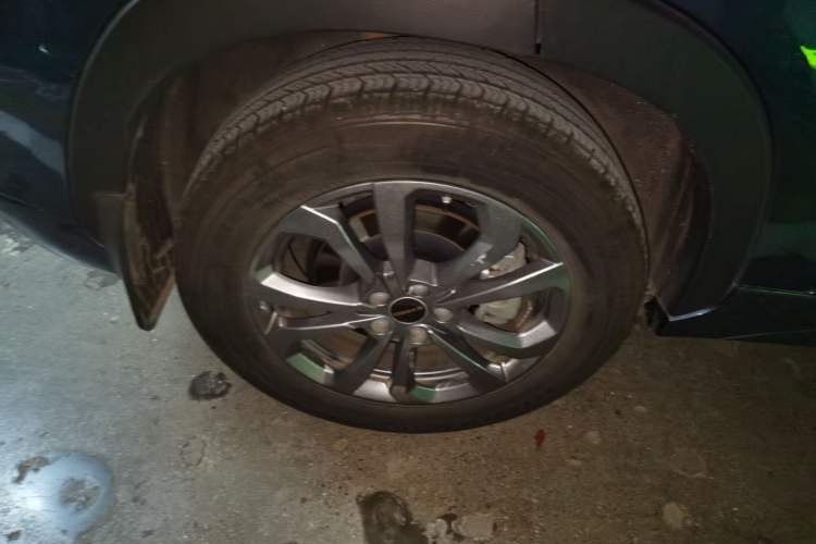Used EXEED Zhuifeng 2020 Chasing the Waves Edition 1.5T CVT Xingrui Version Right Front Wheel Hub
