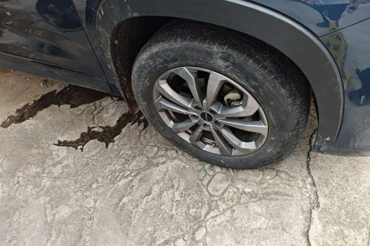 Used EXEED Zhuifeng 2020 Chasing the Waves Edition 1.5T CVT Xingrui Version Right Front Wheel Hub