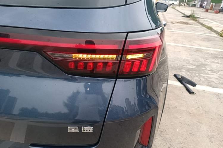 Used EXEED Zhuifeng 2020 Chasing the Waves Edition 1.5T CVT Xingrui Version Right Rear Taillight