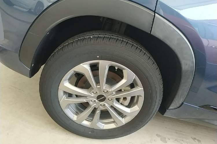 Used EXEED Zhuifeng 2020 Chasing the Waves Edition 1.5T CVT Starry Edition Right Rear Wheel Hub