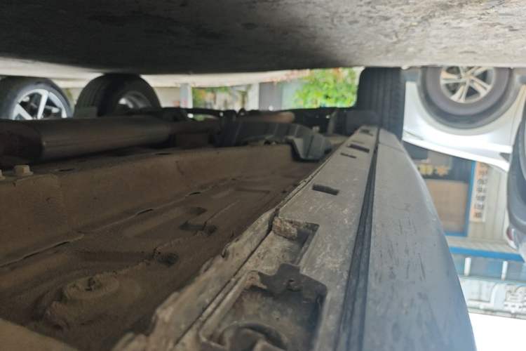 Used EXEED Zhuifeng 2020 Chasing the Waves Edition 1.5T CVT Xingrui Version Right Side Sill