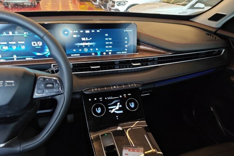 Used EXEED Zhuifeng 2020 Chasing the Waves Edition 1.5T CVT Xingrui Version Center Console