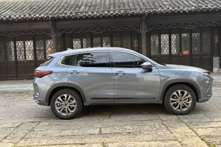 Used EXEED Zhuifeng 2020 Chasing the Waves Edition 1.5T CVT Xingrui Version Exterior 3