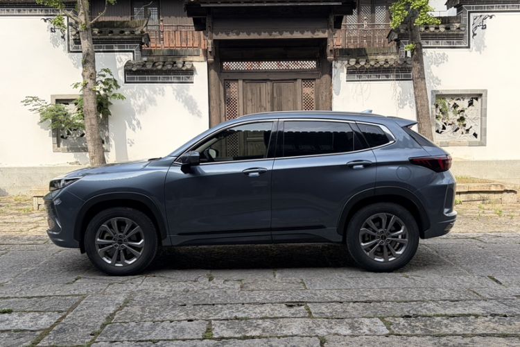 Used EXEED Zhuifeng 2020 Chasing the Waves Edition 1.5T CVT Xingrui Version Exterior 4