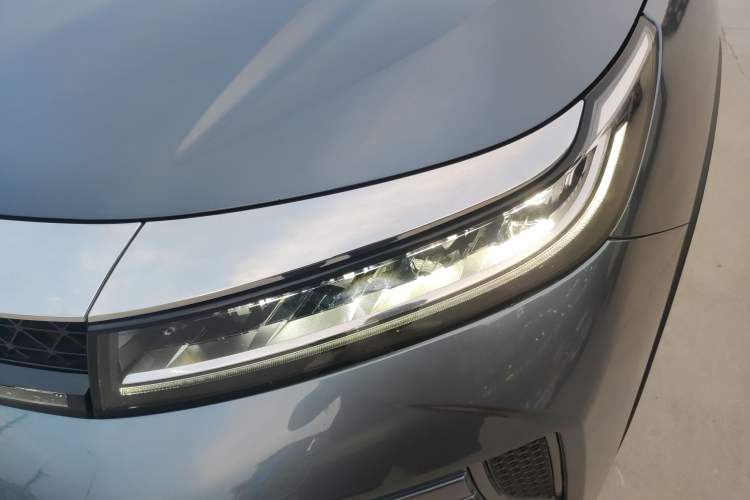 Used EXEED Zhuifeng 2020 Chasing the Waves Edition 1.5T CVT Xingrui Version Left Front Headlight